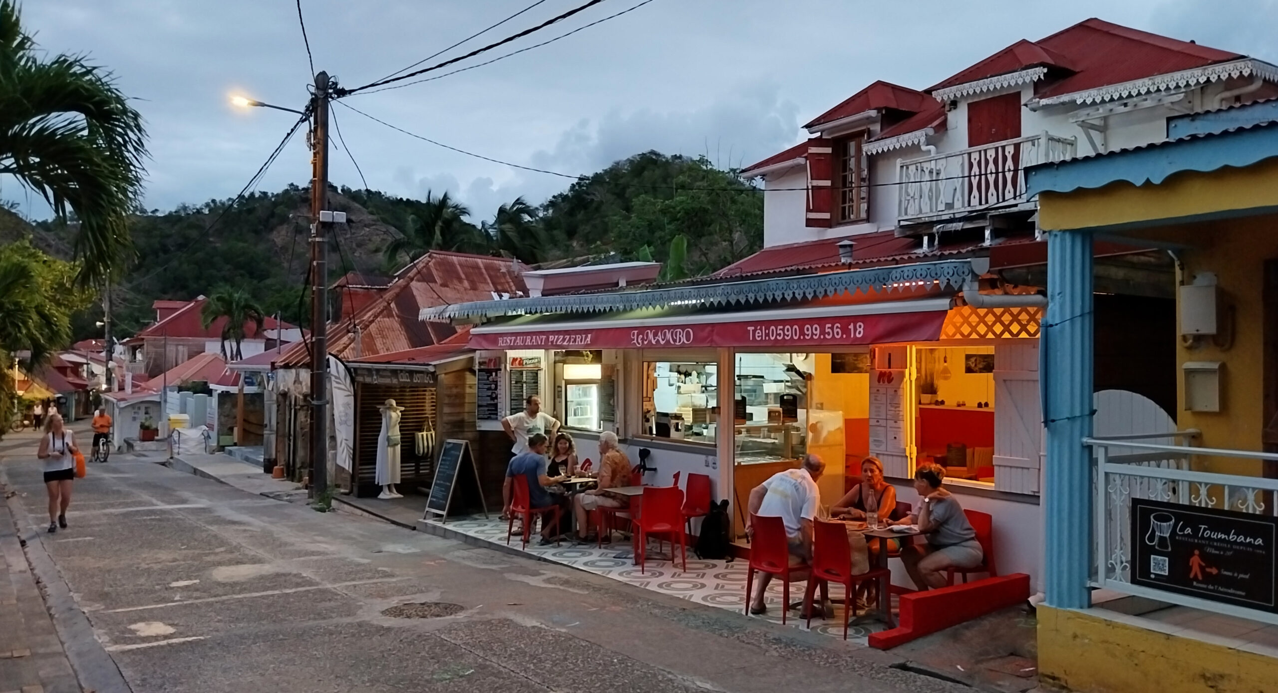 204_SB-ILE-DES-SAINTES-street